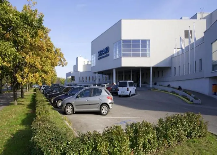 Hestia Hotel Parnawa